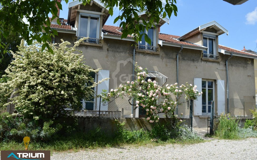 A vendre maison 188 m² 
SATHONAY CAMP