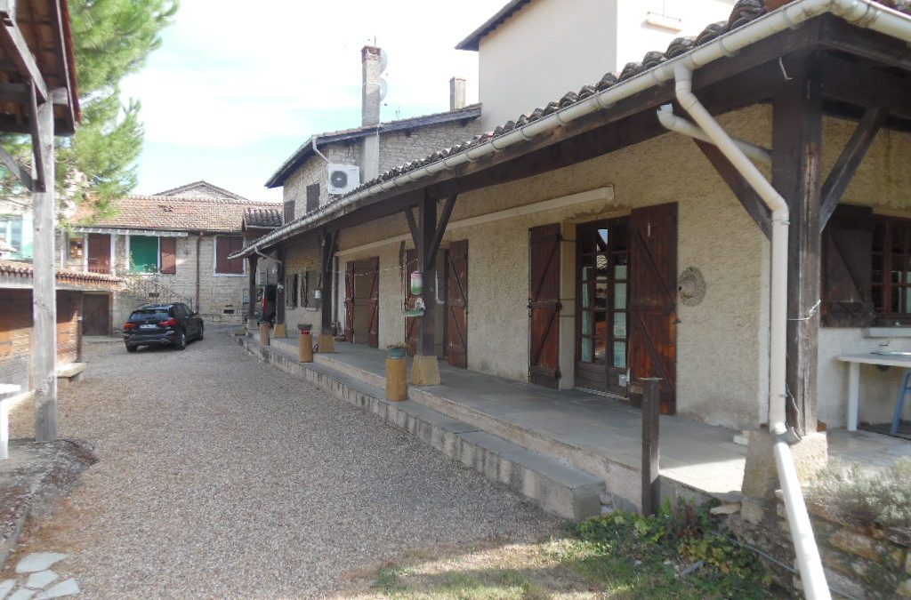 A vendre maison 97 m² 
POMMIERS