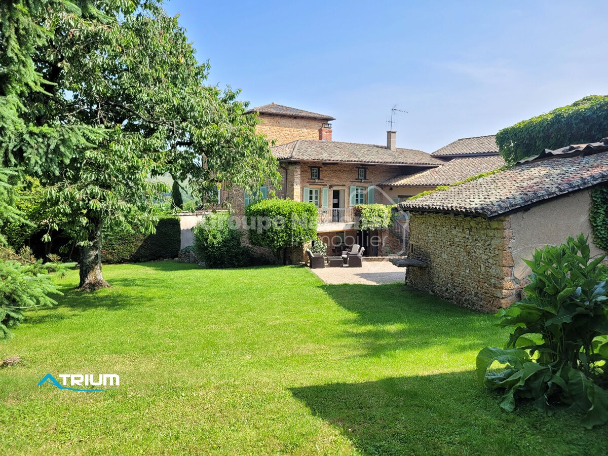 
Maison Beaujolaise en pierre dorée
