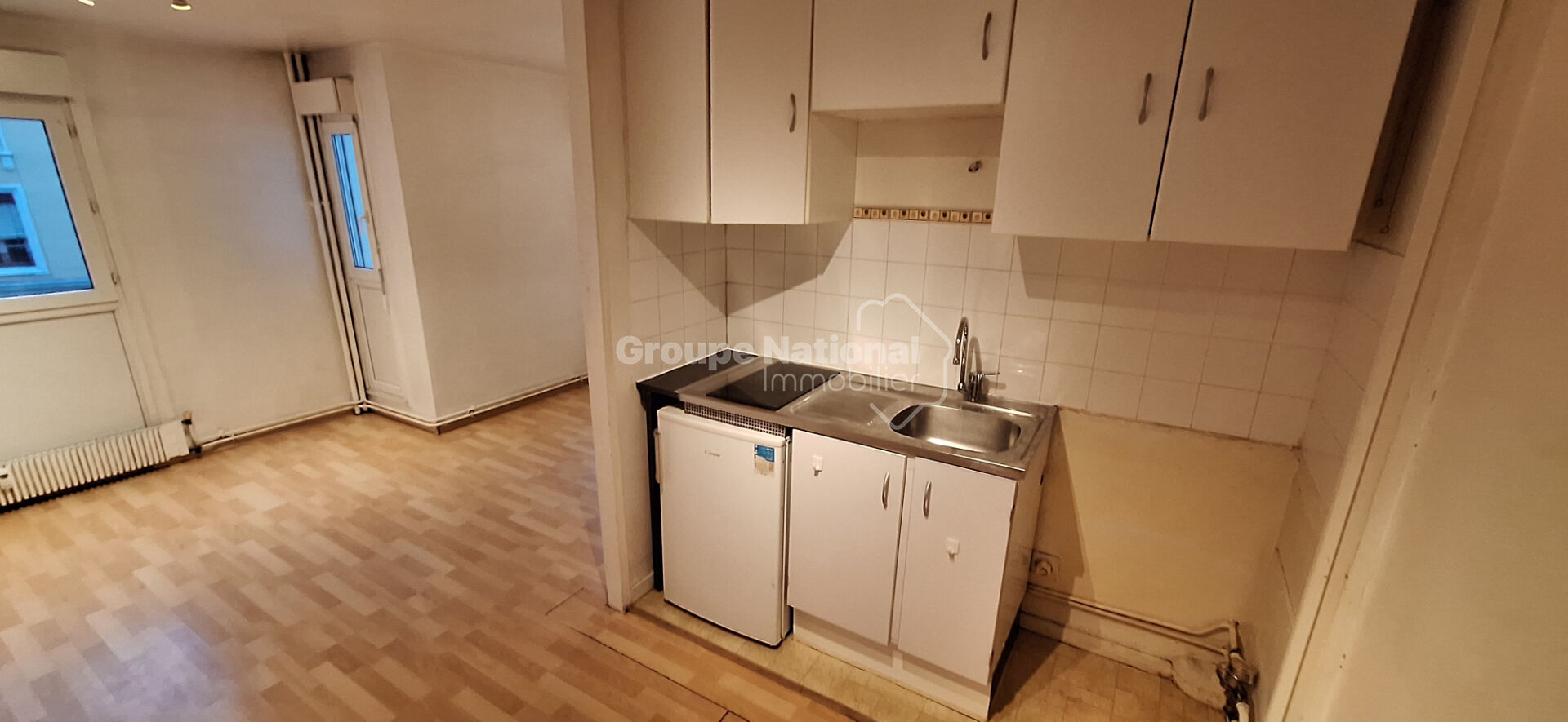 T1 CALME ET LUMINEUX AUX CHARPENNES
T1 CALME ET LUMINEUX AUX CHARPENNES