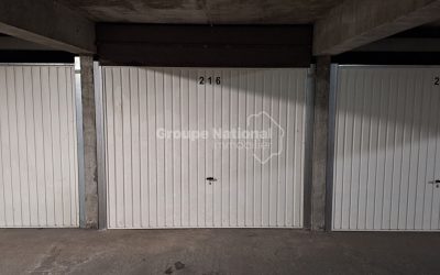 
Lot de 3 box fermés
