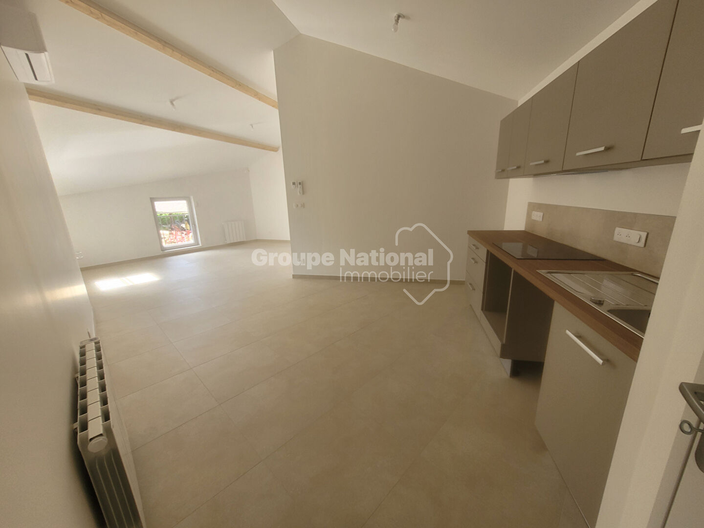 
Appartement Amberieux  T3 63.45 m2 - 865  CC

